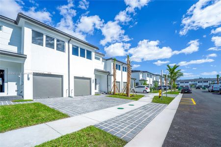 New construction Townhouse house 5125 Sw 37 St, Pembroke Park, FL 33023 null- photo 0