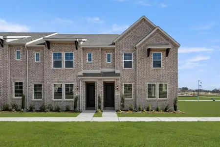 New construction Townhouse house 7617 Dakota Dr, Watauga, TX 76148 - image
