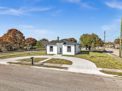 New construction Single-Family house 803 N 20Th St, Fort Pierce, FL 34950 - image