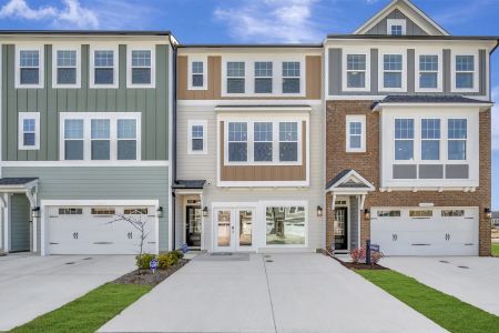 New construction Townhouse house 10004 Secluded Garden Dr, Apex, NC 27523 plan Buckingham - image