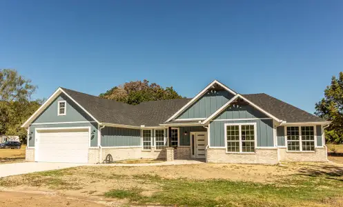 New construction Single-Family house 5676 Klassik K Farm, Post Oak Bend City, TX 75142 - image