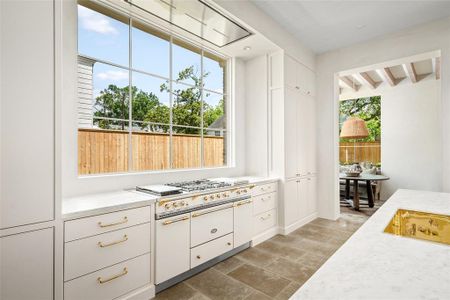 New construction Single-Family house 2525 Inwood Dr, Houston, TX 77019 null- photo 16 16