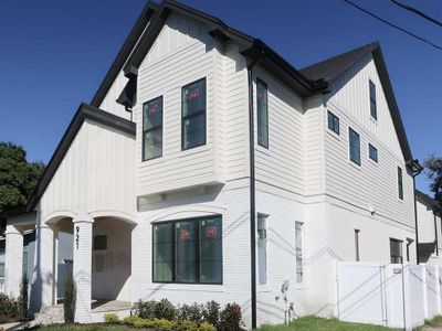 New construction Single-Family house 921 12Th St N, St. Petersburg, FL 33705 - image