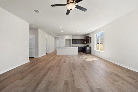 New construction Single-Family house 3021 Pampaneria Dr, Conroe, TX 77301 - image 10