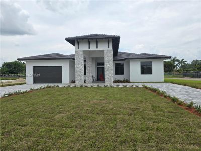 New construction Single-Family house 24340 Sw 209Th Pl, Homestead, FL 33031 - photo 0