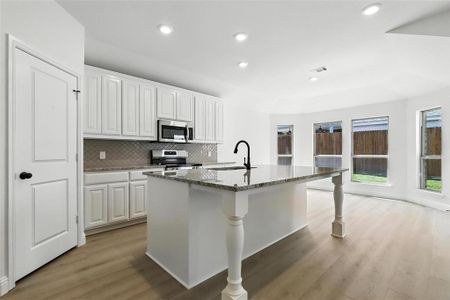 New construction Single-Family house 1419 Quail Creek Dr, Cleburne, TX 76033 plan Iverson I - image 13