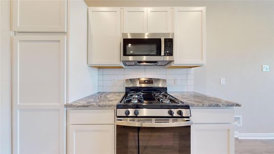 New construction Single-Family house 11809 E Gate Dr, Willis, TX 77378 plan Cambria - image 14