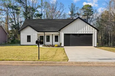 New construction Single-Family house 149 Woodridge Cir, LaGrange, GA 30241 - image