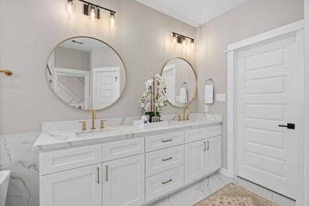 New construction Single-Family house 719 Thornton Rd, Unit A, Houston, TX 77018 - image 3