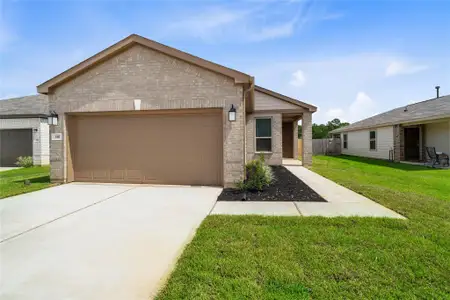 New construction Single-Family house 640 Appaloosa Meadow Dr, Magnolia, TX 77354 - image