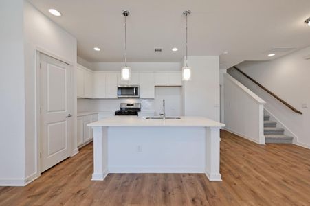 New construction Single-Family house 488 Orleanian Dr, Unit B, Buda, TX 78610 - image 4