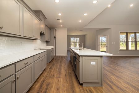 New construction Single-Family house Oakland, TN 38060 plan Sterling - image 7