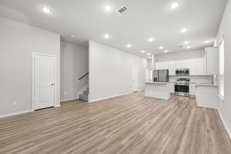 New construction Single-Family house 705 Little River Dr, Montgomery, TX 77316 - image 10