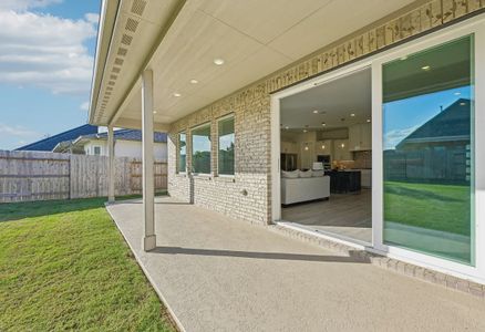 New construction Single-Family house 16159 Sheridan River Trl, Conroe, TX 77302 plan 4509 Elevation B - image 3