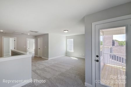 New construction Single-Family house 5104 Heathland Dr, Unit 73, Charlotte, NC 28215 Cypress - photo 33 33