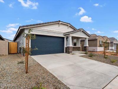 New construction Single-Family house 16070 W Cottontail Ln, Surprise, AZ 85387 null- photo 4 4