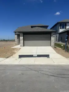 New construction Single-Family house 8613 Eagle Hill Mdws, San Antonio, TX 78222 - image