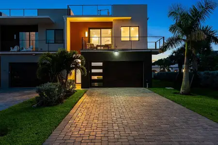 New construction Condo house 109 Ormond Dr, Unit 1, Indialantic, FL 32903 - image