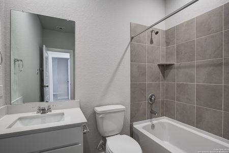New construction Single-Family house 14502 Emerio Dr, San Antonio, TX 78253 Easton - 1388- photo 12 12