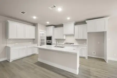 New construction Single-Family house 5900 Carmona Trl, Fort Worth, TX 76123 plan Messina - image 4