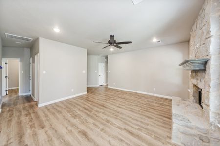 New construction Single-Family house 100 Annabel Dr, Paradise, TX 76073 plan The Campbell - image 17