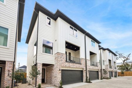 New construction Single-Family house 526 Janisch Rd, Houston, TX 77018 - image