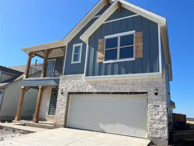 New construction Single-Family house 136 Prairie Falls Dr, Hutto, TX 78634 - photo 0