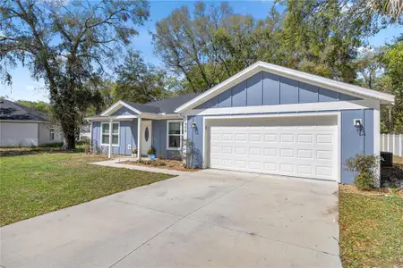 New construction Single-Family house 804 Deep Wood Ct, Fruitland Park, FL 34731 null- photo 0 0