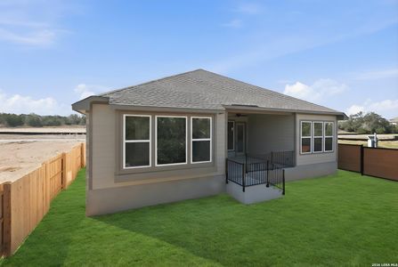 New construction Single-Family house 1590 Lone Grapevine, New Braunfels, TX 78132 plan Franklin - image 3