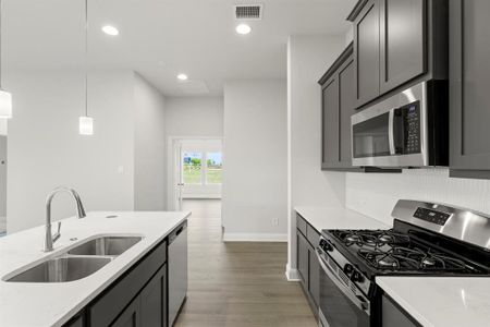 New construction Single-Family house 1208 Redcoat Dr, Forney, TX 75126 plan Patriot - image 11