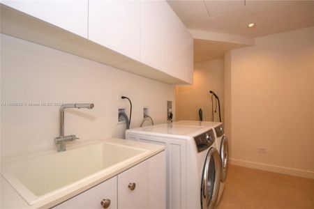 New construction Condo/Apt house 18501 Collins Avenue, Unit 2301, Sunny Isles Beach, FL 33160 - photo 38 38