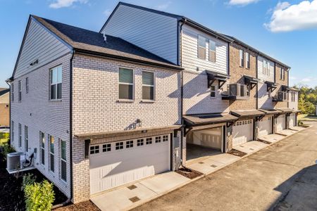 New construction Single-Family house 404 Kinnard Dr, Hendersonville, TN 37075 plan Henley Rowhome - image 18