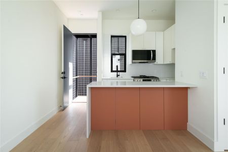 New construction Townhouse house 3006 Sorin St, Austin, TX 78723 - image 12