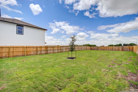 New construction Single-Family house 320 Jean St, Seguin, TX 78155 The Murray G- photo 42 42