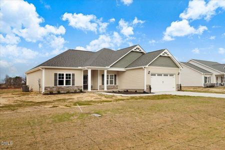 New construction Single-Family house 307 Creeks Edge Dr, Pikeville, NC 27863 - image