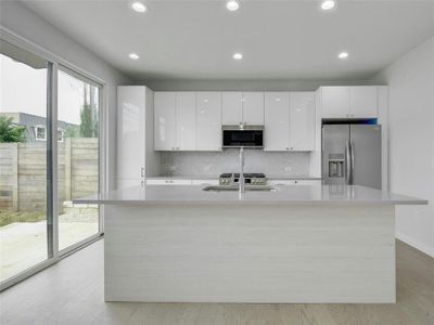 New construction Condo house 313 Blackson Ave, Unit B, Austin, TX 78752 null- photo 4 4