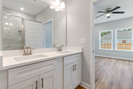 New construction Single-Family house 6017 Oak Hollow Wy, Crestview, FL 32539 plan Maybell I - image 12