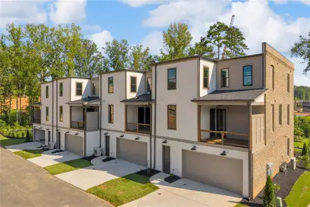 New construction Townhouse house 1015 Creekside Ln, Cumming, GA 30040 - image