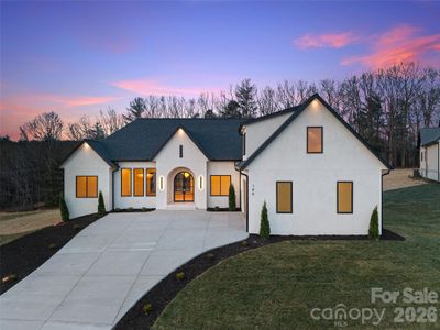 New construction Single-Family house 140 Golden Pasture Dr, Fletcher, NC 28732 - image