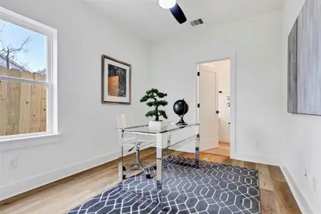 New construction Single-Family house 4703 Oats St, Unit B, Houston, TX 77020 - image