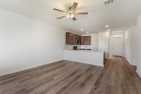 New construction Single-Family house 308 Rockbridge Dr, Huntsville, TX 77340 plan The 1443 - image 15