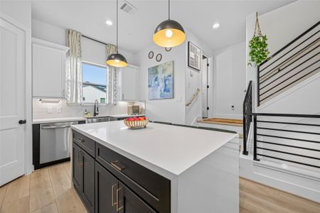 New construction Single-Family house 2607 Drew St, Houston, TX 77004 - image 15