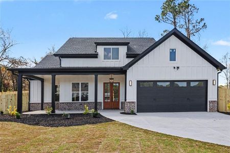 New construction Single-Family house 1031 Grayson Hwy, Lawrenceville, GA 30045 - image