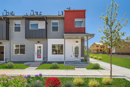 New construction Townhouse house 15185 West 68th Place, Arvada, CO 80007 - photo 0