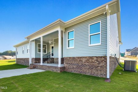 New construction Single-Family house 45 Winterwood Drive, Benson, NC 27504 Red Camellia- photo 26 26