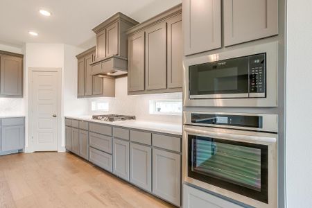 New construction Single-Family house 6933 Talon Dr, Fort Worth, TX 76179 plan Evelyn - image 17