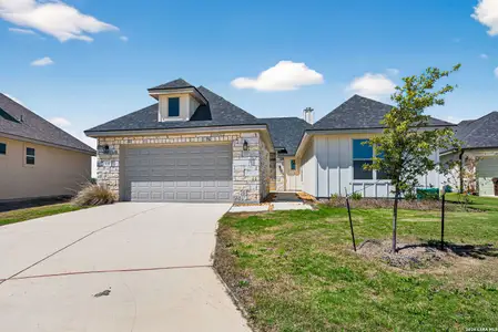 New construction Single-Family house 131 John T Ct, Castroville, TX 78009 - image