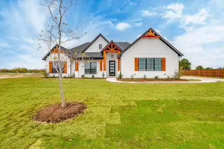 New construction Single-Family house 426 Marion Rd, Venus, TX 76084 plan The Magnolia - image 2