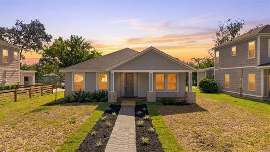 New construction Single-Family house 809 S Locust Ave, Sanford, FL 32771 - image