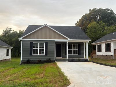 New construction Single-Family house 624 W Bell St, Statesville, NC 28677 - image